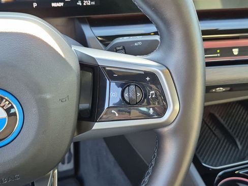 Used 2025 BMW i5 eDrive40i w/ M Sport Package RWD image 20