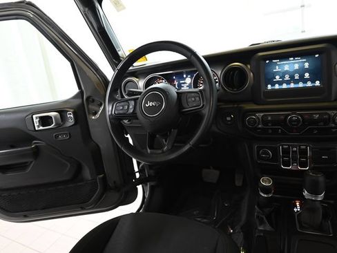 Used 2019 Jeep Wrangler Unlimited Sport S AWD/4WD image 30