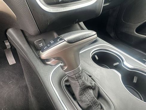 Used 2019 Dodge Durango SXT w/ 3rd Row Seating Group image 41