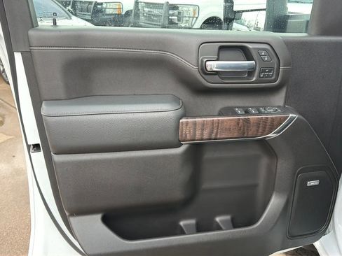 Used 2022 GMC Sierra 2500 Denali w/ Denali Ultimate Package image 9