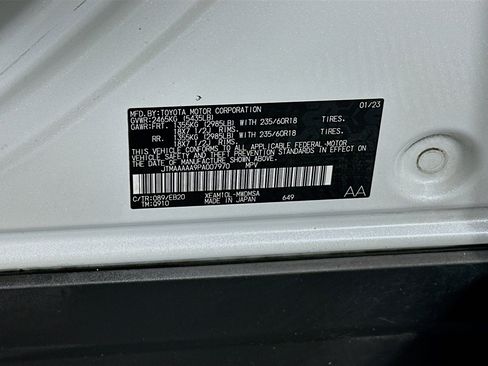 Used 2023 Toyota bZ4X XLE w/ Weather Package image 12