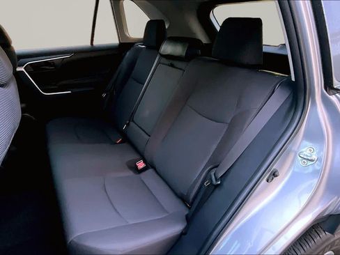 Used 2023 Toyota RAV4 LE FWD image 21