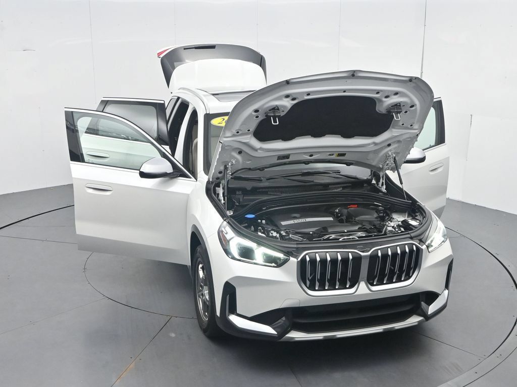 Used 2023 BMW X1 xDrive28i w/ Convenience Package AWD/4WD image 53