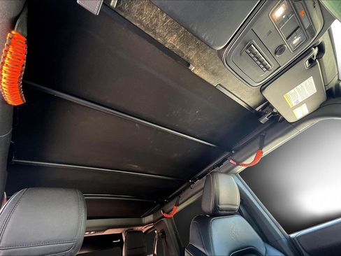 Used 2024 Ford Bronco Badlands image 22