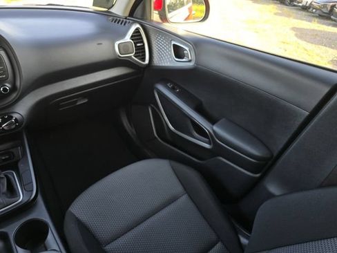 Certified 2024 Kia Soul LX w/ Option Group 015 FWD image 17