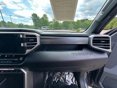 Used 2025 Toyota Tundra SR5 AWD/4WD image 16