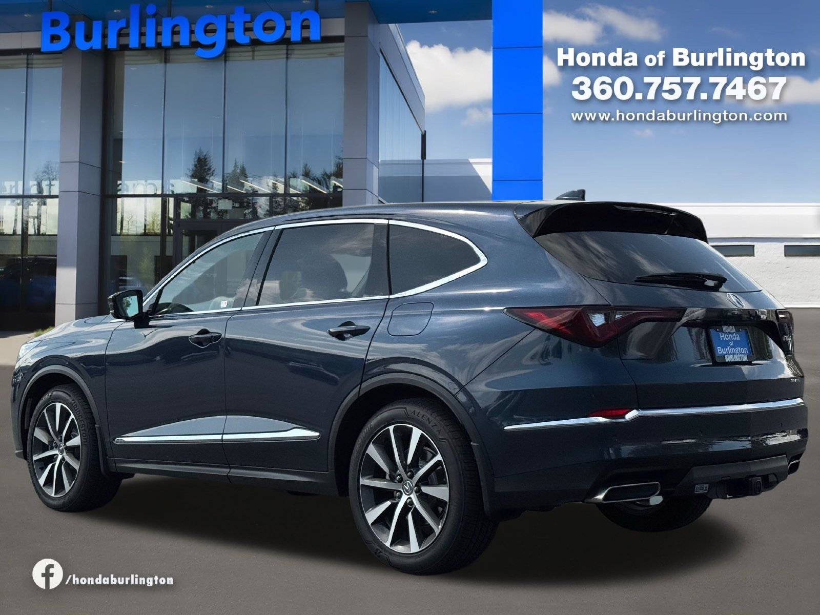 Used 2025 Acura MDX w/ Technology Package AWD/4WD image 4