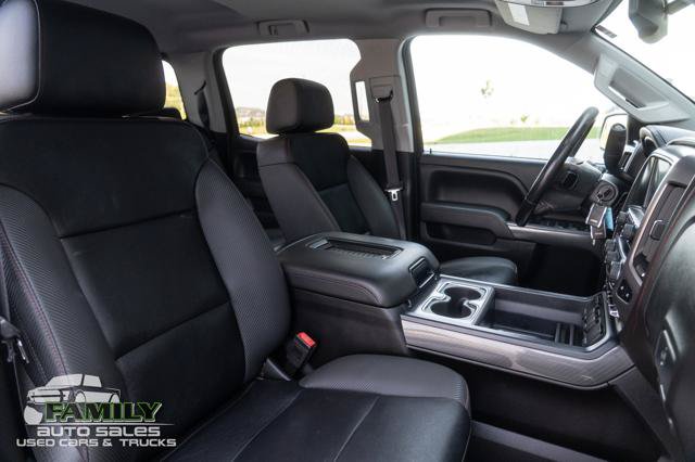 Used 2016 GMC Sierra 2500 SLT w/ All-Terrain HD Package AWD/4WD image 28