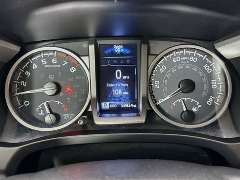 Certified 2021 Toyota Tacoma SR5 RWD image 18