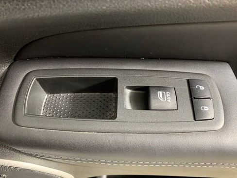 Used 2021 Jeep Grand Cherokee Summit image 31