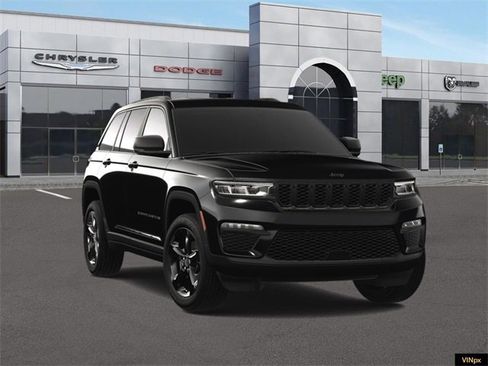 New 2025 Jeep Grand Cherokee Limited image 16
