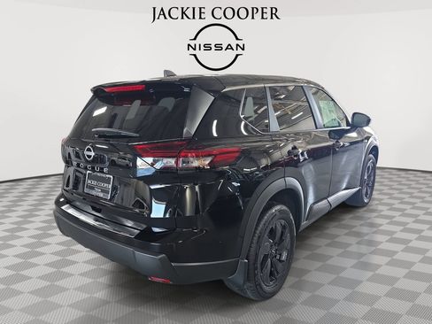 New 2026 Nissan Rogue SV w/ Cold Weather Package FWD image 5
