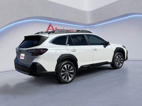 Used 2023 Subaru Outback Limited XT AWD/4WD image 5