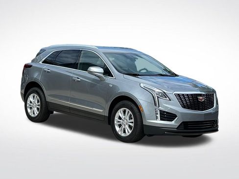 New 2026 Cadillac XT5 Luxury AWD/4WD image 3