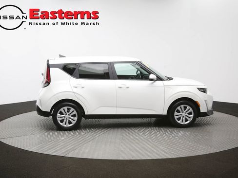 Used 2023 Kia Soul LX FWD image 42
