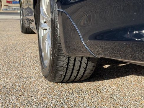 Used 2019 INFINITI Q70 Luxe w/ Proactive Package image 13