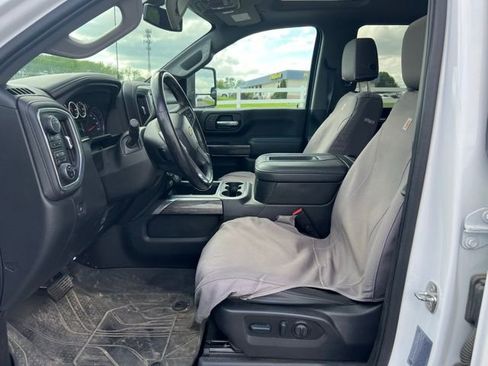 Used 2022 Chevrolet Silverado 2500 LTZ w/ LTZ Plus Package AWD/4WD image 9