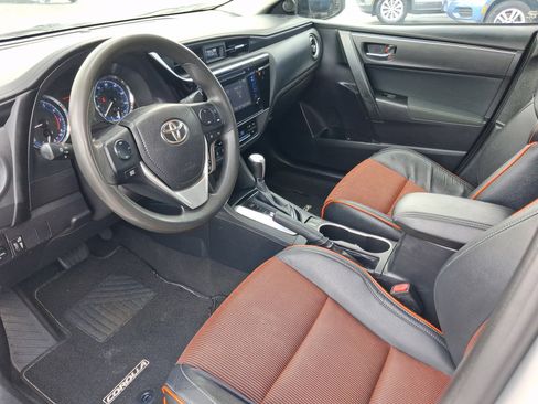 Used 2017 Toyota Corolla LE FWD image 9