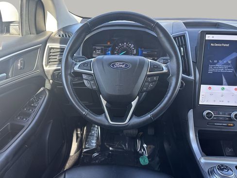 Certified 2022 Ford Edge SEL image 8