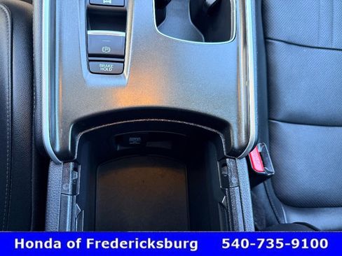 Certified 2022 Honda Accord Touring image 35