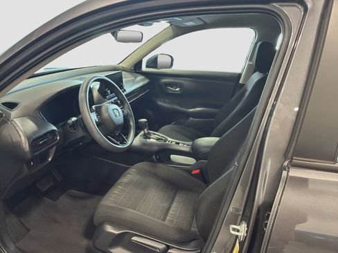 Used 2024 Honda HR-V LX image 9