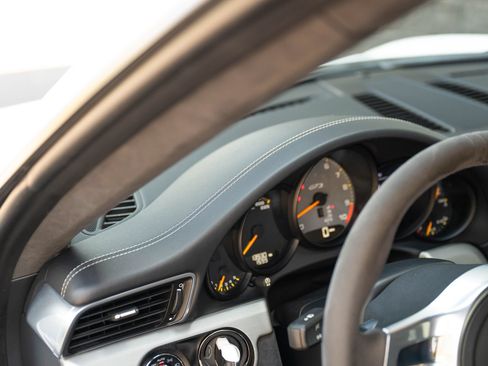 Used 2015 Porsche 911 GT3 RWD image 66