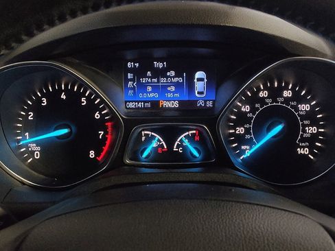 Used 2017 Ford Escape Titanium image 23