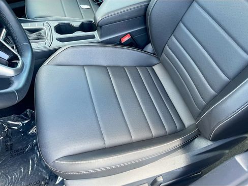 Used 2023 Volkswagen Jetta SE FWD image 18
