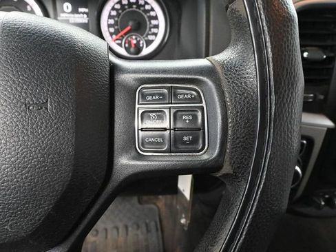 Used 2017 RAM 1500 Classic SLT image 26