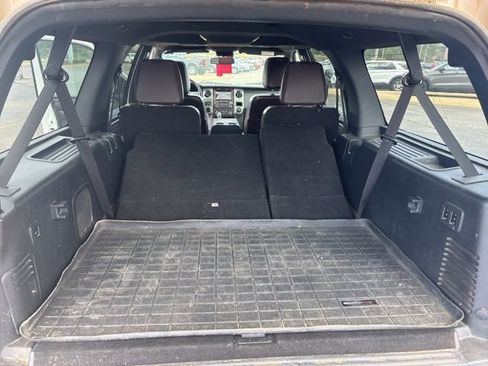 Used 2015 Ford Expedition EL Platinum RWD image 15