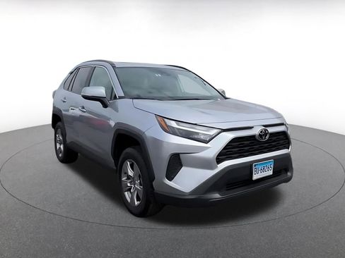Used 2025 Toyota RAV4 XLE w/ Convenience Package AWD/4WD image 3