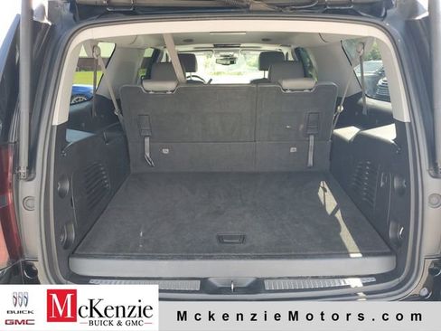 Used 2016 Chevrolet Suburban LT RWD image 33