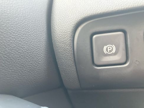 Used 2021 Buick Enclave Premium w/ Sun and Sites Package AWD/4WD image 15