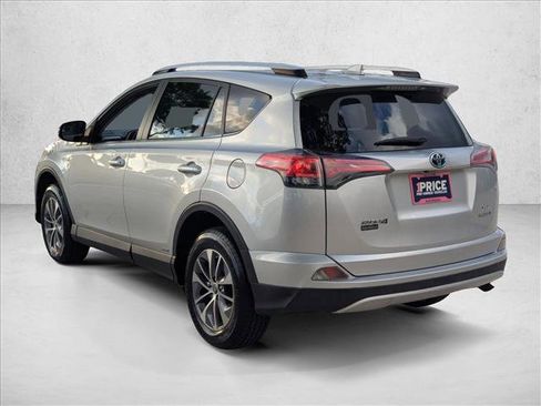 Used 2016 Toyota RAV4 XLE AWD/4WD image 7