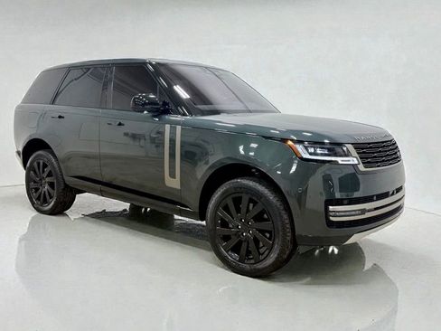 Used 2023 Land Rover Range Rover SE image 9