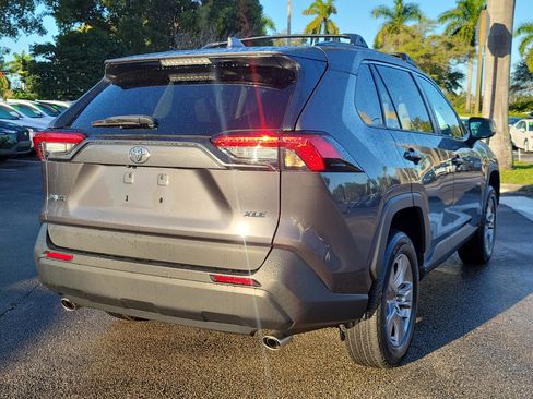 Used 2023 Toyota RAV4 XLE image 4