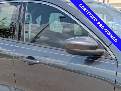 Used 2020 Ford Escape SE image 10