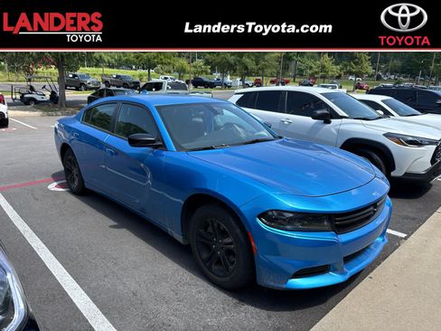 Used 2023 Dodge Charger SXT RWD image 1