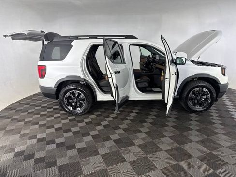 Used 2026 Honda Passport TrailSport Elite image 16