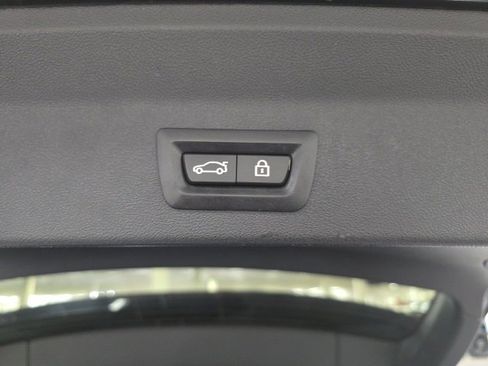 Used 2021 BMW X3 xDrive30i w/ Premium Package image 14