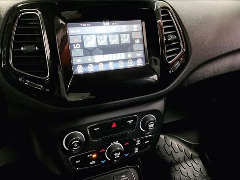 Used 2020 Jeep Compass Altitude image 10