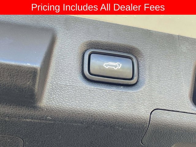 Used 2022 Hyundai Santa Fe SEL w/ Convenience Package FWD image 13