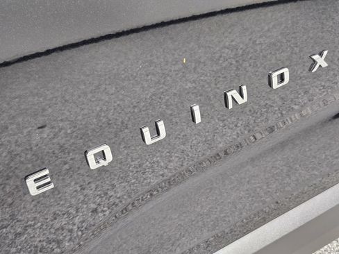 New 2026 Chevrolet Equinox LT w/ Convenience Package II FWD image 12