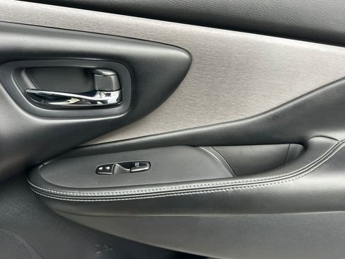 Used 2022 Nissan Murano SV w/ Cargo Package image 19