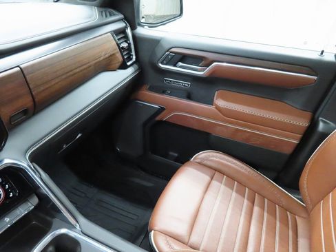 Used 2025 GMC Sierra 1500 Denali Ultimate image 30