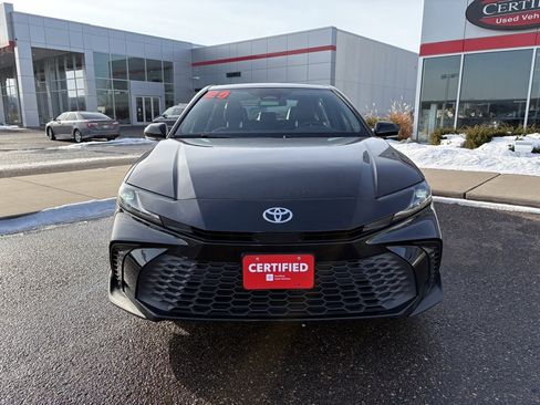 Certified 2025 Toyota Camry SE image 7