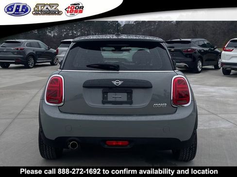 Used 2020 MINI Cooper 2-Door Hardtop image 6