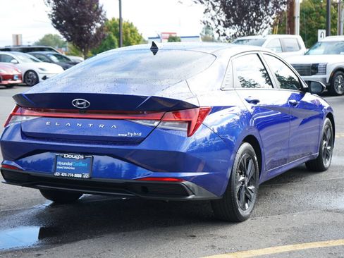 Certified 2023 Hyundai Elantra Blue w/ Preferred Accessory Package FWD image 6
