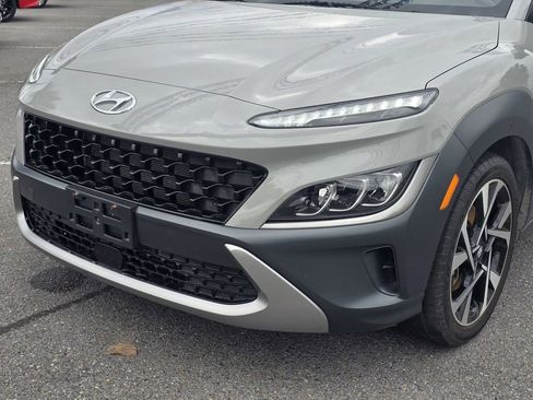 Used 2023 Hyundai Kona Limited FWD image 10