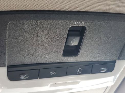 Certified 2022 Nissan Altima 2.5 SR w/ Midnight Edition Package FWD image 31
